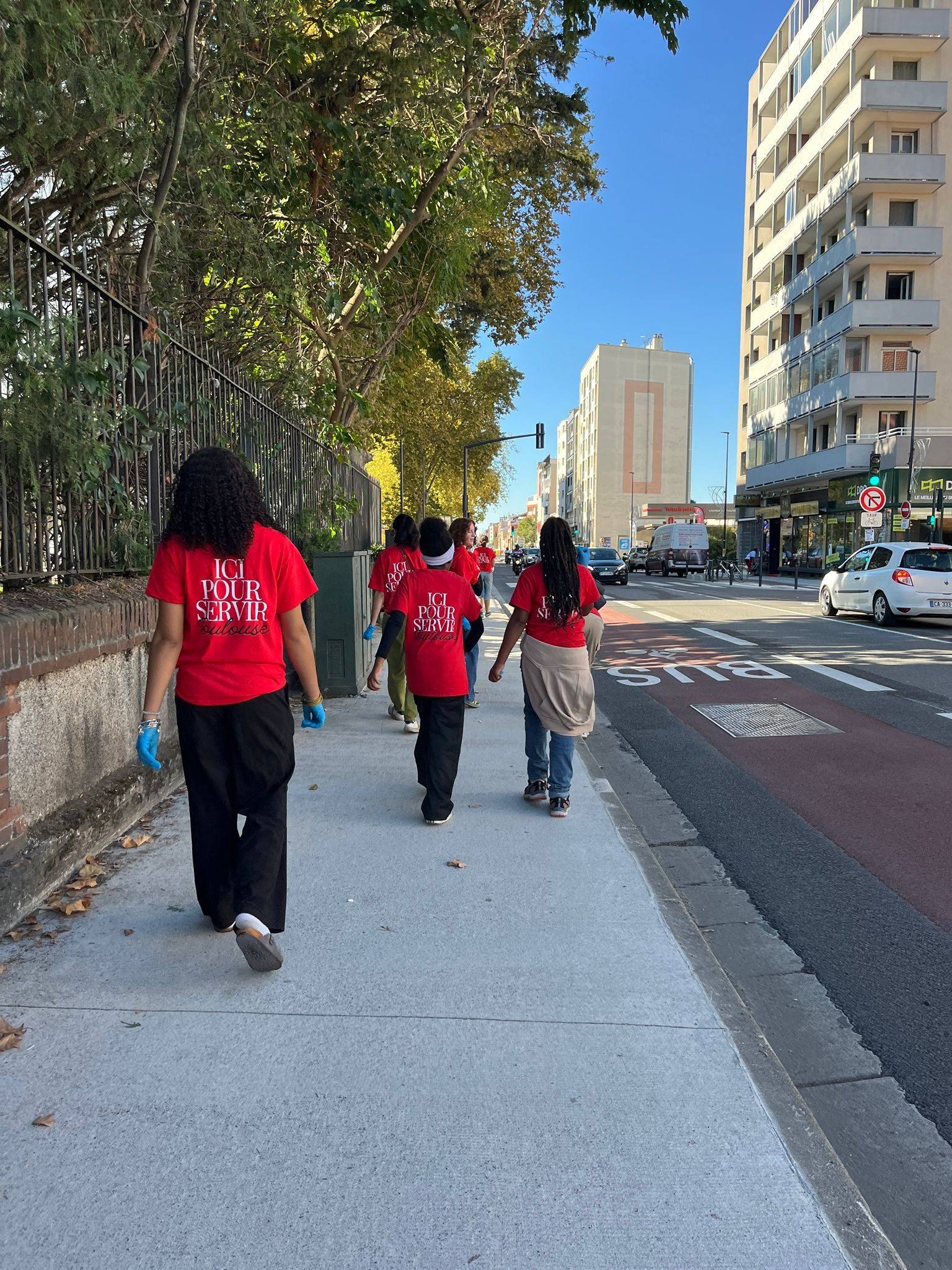 Bénévoles ACTS dans les rues de Toulouse